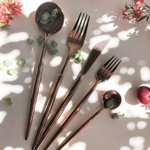 Ensemble de couverts en acier inoxydable de qualité exclusive Vaisselle de Noël de vacances Vaisselle d'argenterie de qualité supérieure Ensemble de couverts durables par TCD - Product Image 1