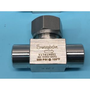 2 Vannes de contrôle SWAGELOK SS-53F2-2571, Y17419001 - Équipements et pièces semi-conductrices d'occasion fiables à l'échelle mondiale chez - Product Image 3