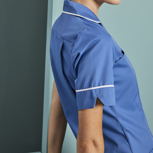 Blusa de Uniforme de Enfermera Azul para Mujer, Manga Corta, Tejido de Algodón y Poliéster, Ropa de Trabajo para Hospital con Ribete Blanco y Bolsillos - Product Image 3