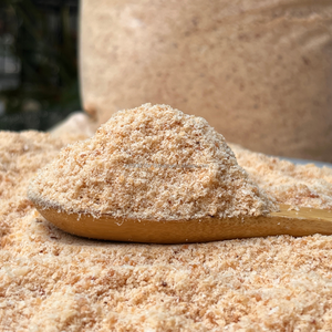 Pastel y Polvo de Copra de Coco |   Alimento para Animales con Alto Contenido de Proteínas (15%) para Ganado, Caballos y Cerdos |   Bolsas de PP de 50 kg de Origen Vietnamita - Product Image 1