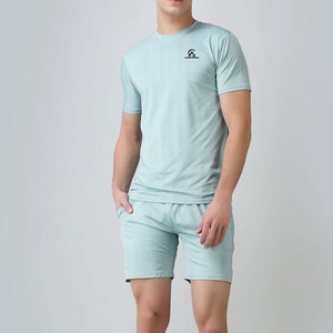 Conjunto de Camiseta y Pantalones Cortos de Diseño Moderno, Estilo Casual, Ideal para Uso Relajado y Actividades Diarias - Product Image 1
