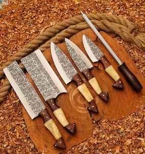 Ensemble de 5 couteaux de chef écologiques forgés à la main avec étui en cuir véritable pour la cuisine et le barbecue, vente en gros de qualité supérieure, fabrication artisanale OEM - Product Image 1