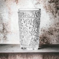 BPA-freier PS-Kunststoff 500ml Klassischer Stil Geprägter Wasserbecher für Campingzwecke