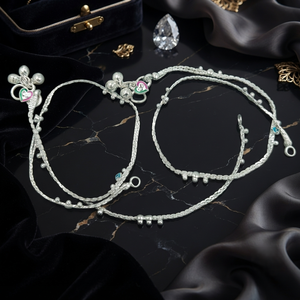 Chaîne de cheville DIVYORO en argent sterling avec double chaîne et breloque cœur - Product Image 2