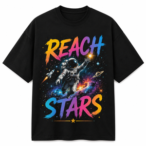 Camiseta Negra para Hombre con Estampado de Astronauta Reach The Stars, Manga Corta, Cuello Redondo, Corte Regular, Informal, 100% Algodón Jersey, Transpirable - Product Image 2
