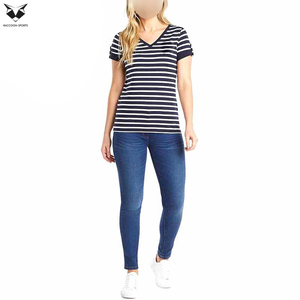 Camiseta de Mujer con Cuello en V y Rayas, Manga Corta, Informal, de Algodón, Precio al por Mayor, Camisetas de Mujer de la Más Alta Calidad en Oferta - Product Image 4