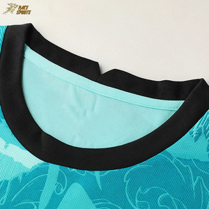 Fabricante Profesional de Ropa Deportiva - Conjunto de Camisetas de Fútbol Personalizadas OEM - Ropa de Entrenamiento Ligera y Duradera - Impresión por Sublimación Completa - Product Image 3
