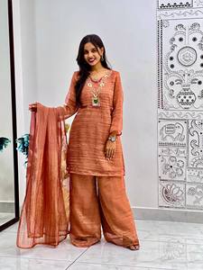 Traje Anarkali Tradicional de Algodón Marrón para Mujer, Corte Holgado, Estilo Casual, Largo hasta el Tobillo, Estilo Étnico Indio Pakistaní - Product Image 4