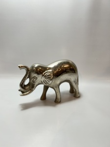 Estatua de Elefante de Metal Plateado, Figura de Animal con Tronco Levantado, Feng Shui, Buena Suerte, Decoración para el Hogar, Adorno para Escritorio o Mesa - Product Image 2