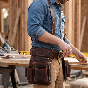 Ceinture porte-outils en cuir faite à la main avec plusieurs compartiments de rangement, porte-marteau et coutures renforcées, disponible en gros - Product Image 6