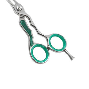 Tijeras de Pelo de Acero Inoxidable de Alta Calidad, Tijeras de Corte Profesionales para Salón de Belleza y Barbería, Diseño Ergonómico, Hechas en Pakistán - Product Image 5