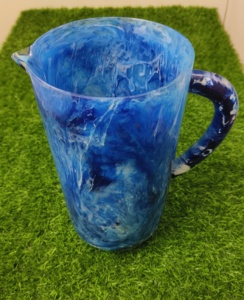 Carafe en résine classique de qualité supérieure, design moderne et luxueux, incassable, compatible lave-vaisselle, pichet décoratif pour boissons, portable, pour bière, hôtel, fête - Product Image 1