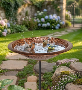 Vente flash - Bain d'oiseaux en cuivre de qualité supérieure avec support métallique, bol à eau durable pour l'extérieur, idéal pour les jardins, les cours et les patios - Product Image 1