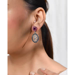 Pendientes Étnicos de Plata con Diseño de Gota para Mujer, Meera Jaipur |   Fabricante de Joyería al por Mayor |   Suministro B2B |   Calidad de Exportación |   Regalo - Product Image 1