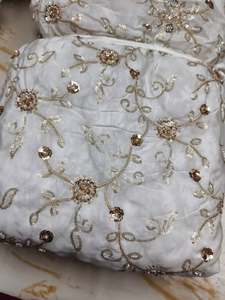 Tissu en dentelle brodée perlée avec sequins et perles pour la mode africaine, vêtements, sourcing, export, commerce, acheteur - Product Image 6