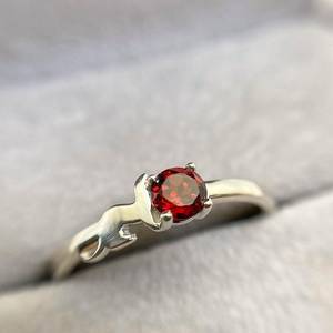 Bague de fiançailles Art Déco en argent sterling 925 plaqué or rose, sertie d'un grenat rouge, certifiée IGI, bijoux fins faits à la main pour femmes - Product Image 2