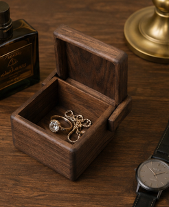 Boîte à bijoux en bois faite à la main avec couvercle à charnière, petite boîte de rangement pour bijoux, boîte à bagues, colliers, boucles d'oreilles et bibelots - Product Image 1