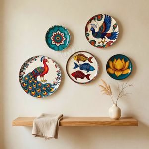 Assiettes murales décoratives en gros : décorations murales florales, oiseaux, poissons, lotus pour salon et entrée. - Product Image 3