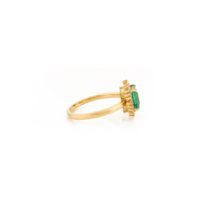 Impresionante Anillo Minimalista de Esmeraldas y Diamantes Engastados a Mano de Alta Calidad en Oro Amarillo Sólido de 18K, Joyería Apilable al por Mayor - Product Image 5