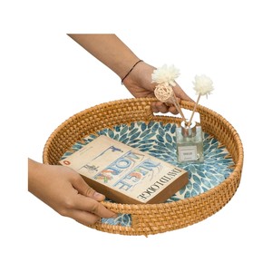 ถาดหวายสานทำมือพร้อมลวดลายตกแต่งจากเปลือกหอยมุก - Product Image 2