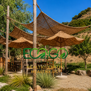 Parasol de plage écologique en fibre de coco avec taille et logo personnalisés - Product Image 2