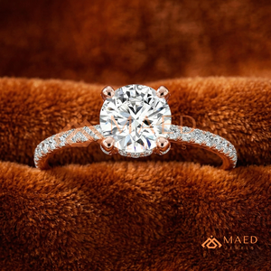 Anillo de Moissanita con Corte Redondo Chapado en Oro Rosa, Elegante Joya de Compromiso y Promesa Nupcial para Mujer, Uso Diario, Regalo, Estilo Limitado, EE. UU. - Product Image 1