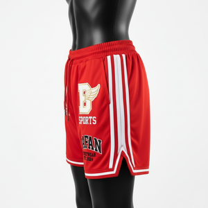 Shorts de basket-ball pour femmes de qualité supérieure, en polyester mesh rouge, avec empiècements rayés blancs, logo personnalisé. - Product Image 6