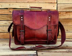 Durable Zipper Closure Handmade <b>Leather</b> <b>Laptop</b> <b>Bag</b> new arrival Made In High Quality Lightweight <b>Leather</b> <b>Laptop</b> <b>Bag</b> For Unisex - Product Image 1
