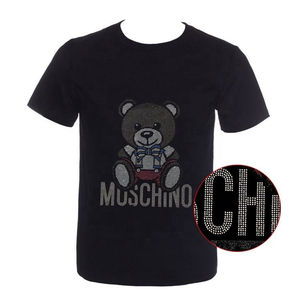 Camiseta con Pedrería y Marca Personalizada, Corte Cuadrado y Recortado, Ropa Urbana de Lujo para Mujer, Venta al Por Mayor, Fábrica de Sialkot - Product Image 6