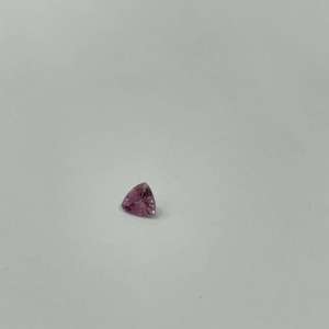 Gema de Espinela Rosa Natural, Corte Trillón, Calidad AAA, Rosa Intenso, Venta al por Mayor para Fabricación de Joyas, Piedras Preciosas a Granel, OEM - Product Image 5