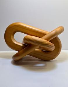 Sculpture d'objets décoratifs en bois faits à la main, en forme de chaîne, pour la décoration du salon, de la chambre et de la maison par Ambience Lifestyle - Product Image 4