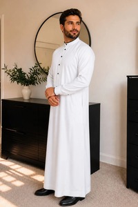 Fournisseur OEM de Thobe : Vêtements islamiques confortables à manches longues, conçus pour les marques privées et les acheteurs en gros - Product Image 3