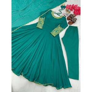 ชุดเดรสผ้าจอร์เจีย - Product Image 4