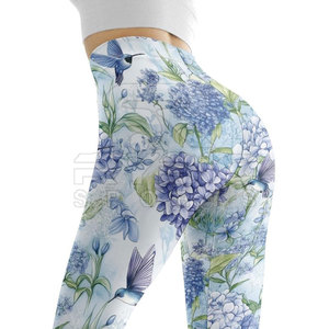 Leggings de sport pour femmes fabriqués au Pakistan, avec une texture douce et un tissu résistant, en vente. - Product Image 6