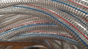 Manguera Espiral de Alambre de Acero de Alta Calidad para Bombas de Agua o Succión de Aceite, Resistente para Líquidos, Disponible para la Venta - Product Image 3