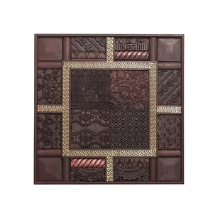 Placa de Presión Decorativa de Latón Nezib de 10 Pulgadas, Paquete de 2, Latón Antiguo - Product Image 4
