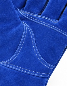 Gants de soudage TIG MIG MUBASHAR PRO GRIP INTERNATIONAL en cuir de vachette avec doublure polaire, protection contre les éclaboussures de métal fondu - Product Image 4