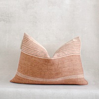 Ait Cc-1332 2023 Dernières Housses de Coussin Réversibles Artisanales en Mélange Laine Coton Rayées Géométriques avec Broderie Tissée et Pompons