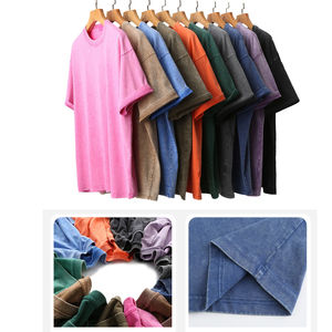 Fabricante de Camisetas con Pedrería de Servicio Completo, con Muestras, Impresión, Adornos y Producción en Masa - Product Image 1