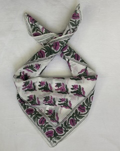 Bandana, foulard, mouchoir et cravate imprimés à la main, fabriqués avec des couleurs naturelles, article cadeau, respectueux de l'environnement, écharpe réutilisable - Product Image 6