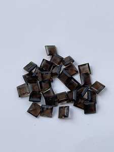 Lote al por mayor de piedras preciosas sueltas de cuarzo ahumado natural de 6x6 mm, tallado cuadrado facetado y calibrado, para la fabricación de joyas. - Product Image 3