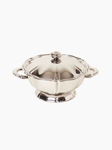Plat de service moderne en acier inoxydable avec surface polie pour un service élégant des aliments lors de fêtes et d'occasions spéciales - Product Image 4