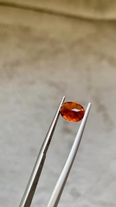 Pierre précieuse ovale naturelle en andésine orange, qualité excellente, rare, certifiée par un tiers, pour la fabrication de bijoux fins et de créations de bijoux de créateurs - Product Image 6