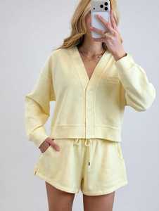 ONETEN APPARELS Conjunto de Cárdigan y Shorts con Cuello en V para Mujer, Bordado, 2 Piezas, Estilo Lounge - Product Image 1