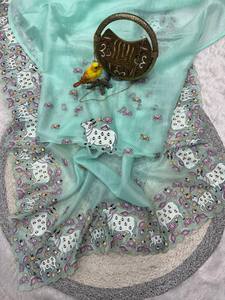 Sari Premium Crush – Motif vache multicolore avec bordure ajourée, idéal pour les fêtes - Product Image 3