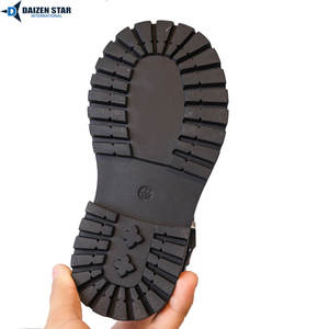 Bottes d'école noires pour garçons et filles fabriquées en usine, confortables et durables - Product Image 6