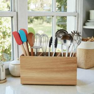 Soporte clásico de madera para cubiertos, adecuado para la mesa del comedor, almacenamiento de cucharas y tenedores, y organizador de utensilios para la encimera de la cocina. - Product Image 1