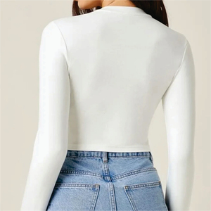 T-shirt en coton biologique 100% pour femme, blanc, à manches longues, coupe classique, col rond, tricoté, couleur unie, avec logo décoratif, été - Product Image 2