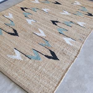 Tapis d'intérieur moderne en jute naturelle fait main avec motif abstrait |   Tapis de sol tissé à la main, antidérapant et écologique, pour salon - Product Image 5
