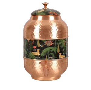 Distributeur d'eau en cuivre pour une installation pratique de station de boissons, facilitant l'accès quotidien à l'eau pendant les repas et les rassemblements - Product Image 4